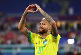 Foot Mondial 2022 - Brésil : Neymar jusqu'à 6 heures du matin, il était  déchainé - Foot 01
