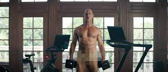 Chris Meloni Works Out Naked in Latest Ryan Reynolds Peloton Ad