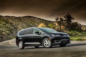 2020 Chrysler Pacifica Review Ratings Specs Prices And