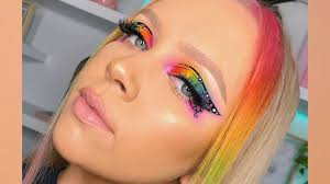 stunning rainbow eyeliner look