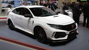 The stiffened upper links in the multilink rear suspension are shared with the upcoming civic type r. 2017 Honda Civic Type R Packs 306 Hp Arrives This Spring