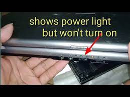 laptop toshiba pta83e power shows light
