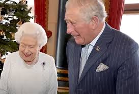 Kings & queens by age. Royal Family News 2021 Is The Year Queen Elizabeth Hands Prince Charles The Reins Celebrating The Soaps