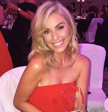 pippa o connor steps out in style at