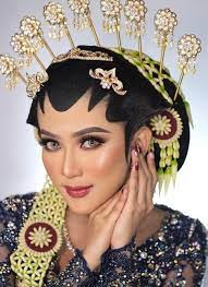 makeup artist hairstylist surabaya