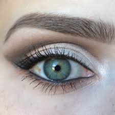 eyeshadow for hooded eyes