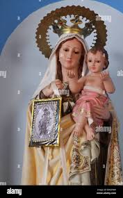 Virgen del carmen church fotografías e imágenes de alta resolución - Alamy