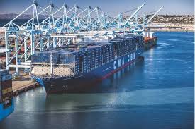 managing the new panamax containerships