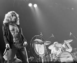 The official twitter account of robert plant. Robert Plant Und Jimmy Page Von Led Zeppelin Auf Der Buhne Bild Kaufen Verkaufen