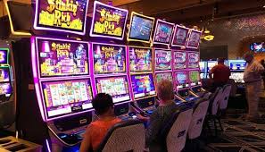 Rhode Island to remove 360 underperforming casino slots | WPRO