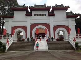 main entrance to chinese garden