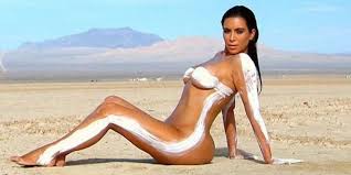 Kim Kardashian Naked AGAIN Reality Star Goes Nude In Keeping Up.