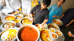 Sooperchef is pakistan's largest digital food network. Street Food In Peshawar Superhuman Curry 100 Egg Biggest Chapli Kebabs Pakistani Street Food Youtube