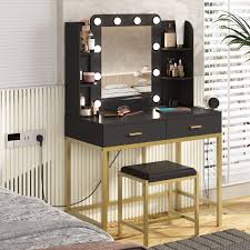 makeup vanity with lighted mirror