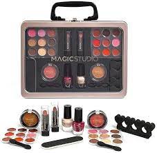 makeup kit in case 28 s magic