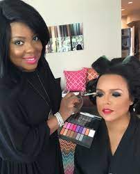 connecticut makeup artist in house