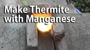 According to the reaction's stoichiometry, the ratio of mno 2 to aluminum powder by weight is about 2.4 to 1 (2.42 to 1 to be more exact). Make Thermite With Manganese Dioxide Youtube