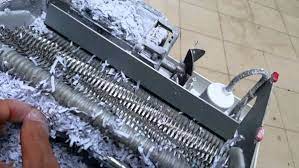 how to clean and unjam a paper shredder