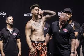 Bryce hall and austin mcbroom will go head to head at the youtube vs tiktok boxing event this weekend. Qwqr7t3 9kpiom
