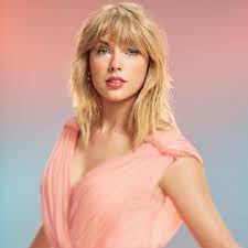 Young or old, british or american, swift really doesn't discriminate in her love life. Taylor Swift Wiki Age Biography Boyfriend Net Worth More