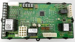 This section contains lennox replacement circuit boards for hvac applications. Lennox 100870 01 Furnace Control Circuit Board Honeywell S9230f1006 Surelight For Sale Online Ebay