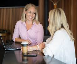 What Women Need To Know When Working With A Financial Advisor | 5 Tips -  Merriman Wealth Management