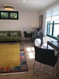 Kleines wohnzimmer mit grünem sofa. Grunes Sofa Bilder Ideen Couch
