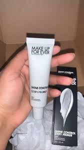 step 1 shine control primer make up