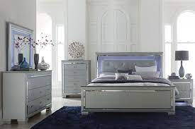 6 Pc Sancia Silver Queen Bedroom Set