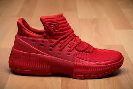 I am pretty sure if you are here, you want to find out how big his feet are and the size of shoes he wears. Adidas Dame 3 Roots Sz 14 Bb8337 Red Damian Lillard Portlant Trailblazers Boost Basketball Shoes