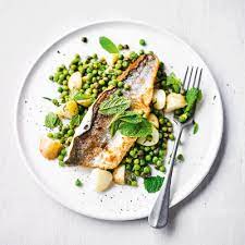 bream with new potatoes pes pois