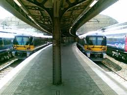 Trainline Google Assistant: britská aplikace pro cestování vlakem ovládaná  hlasem