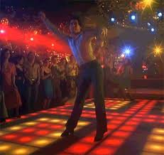But outside of the club, things don't look so rosy. Saturday Night Fever Dance Gif 400 377 Pixels Saturday Night Fever Saturday Night Fever Dance John Travolta