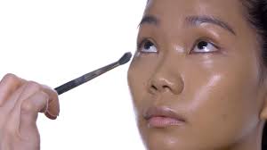 how to apply m a c foundation