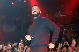 Rs Charts Drake Holds Top Spot On Artists 500 As Chris