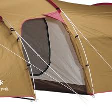 It also features a convenient side entrance and. Vault Tent