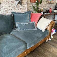 churchill leather sofa smithers