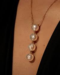 diamonds and pearls jewelry trend
