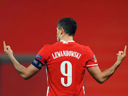 You can also upload and share your favorite lewandowski wallpapers. Another Injury Bayern Munich S Robert Lewandowski Picked Up A Knock With Poland Bavarian Football Works