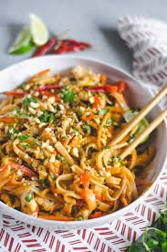 Add rice noodles, pad thai sauce and green onions; Easy Spicy Chicken Pad Thai My Modern Cookery