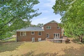 909 holly hedge road stone mountain