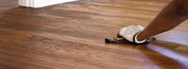 laminate flooring vs hardwood cost