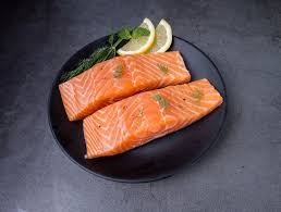 Investigadores buscan recrear el aroma del salmón a partir de ingredientes vegetales