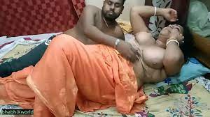 Indian bhabhi hot amazing sex !! latest hindi sex - XNXX.COM