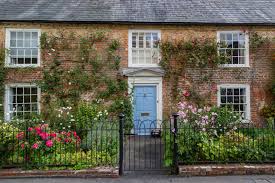 Front Garden Design With No Lawn