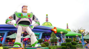 6 reasons we love toy story land at dhs