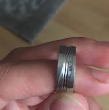 Ringe, die aus sterlingsilber bestehen gehören zu den ältesten und schönsten schmuckstücken, die es auf der ganzen welt gibt. Fleck Am Ring Wie Bekomme Ich Den Weg Material 925 Silber Schmuck