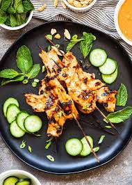 grilled en satay with peanut sauce