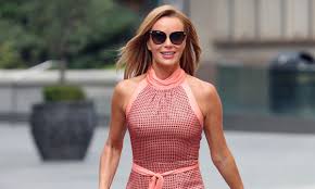 amanda holden wows in silky new dress