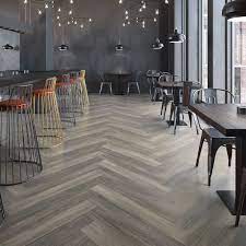 And there are many benefits to choosing an engineered product over a solid product. Mannington Select Wood Lvt Hard Surface Mannington Commercial